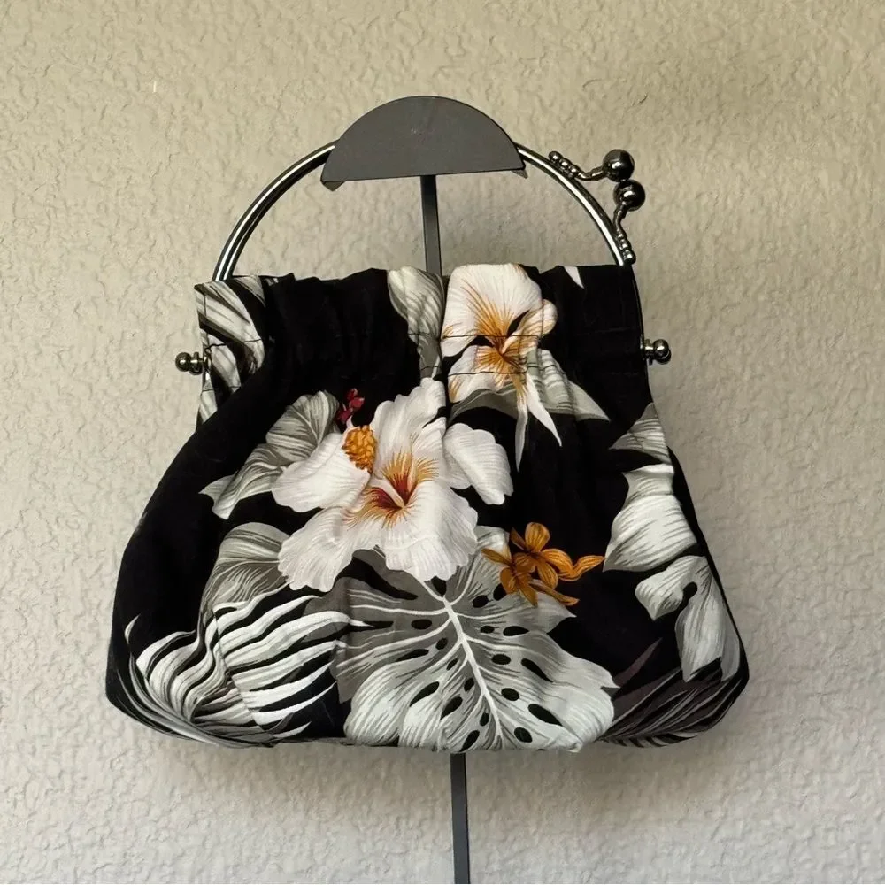 Vintage Abba Hawaii Tropical Floral Black and White Clutch
